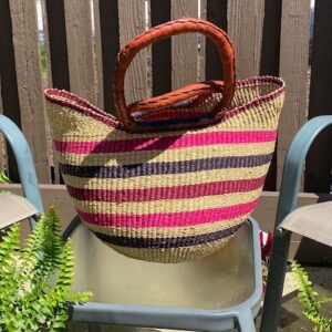 “U” Shaped Straw Basket (purple)